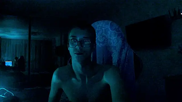 glasses cat online show from 07/24/26, 10:52