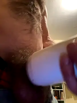 hungspundick1 online show from 09/29/25, 02:16