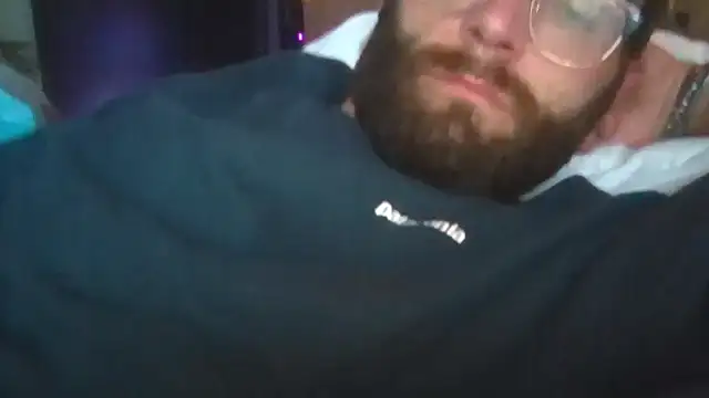 hungspundick1 online show from 11/04/25, 11:53