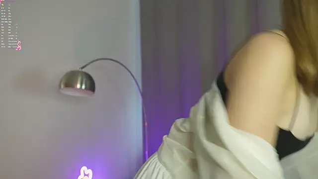 Lina Glow online show from 09/19/25, 06:26