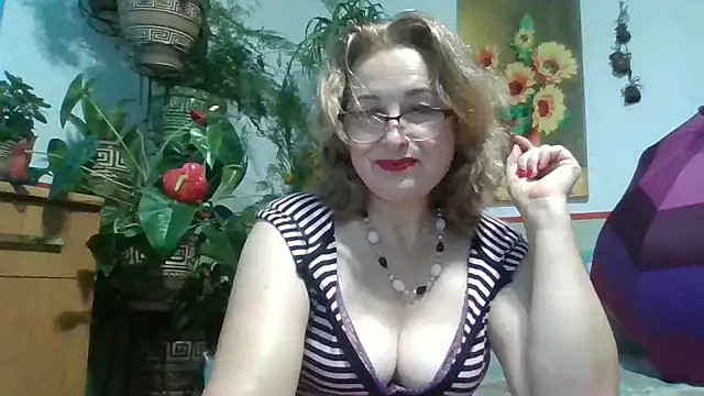 Snapshot of ZhannaLove480 chatting on 09/22/25, 03:03 ZhannaLove480 online show from 09/22/25, 03:03
