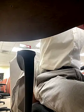 Daddygarry online show from 10/21/25, 12:17