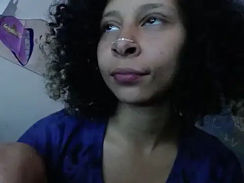 Snapshot of Jade-clever chatting on 10/27/25, 08:35 Jade-clever online show from 10/27/25, 08:35