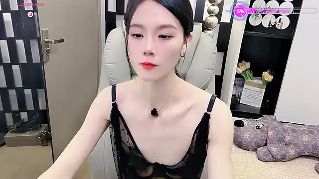 Yueyue-MM online show from 06/15/26, 03:03
