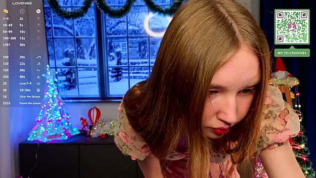 ElfredaTupy online show from 12/05/25, 08:16