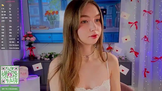 ElfredaTupy online show from 02/13/26, 08:38