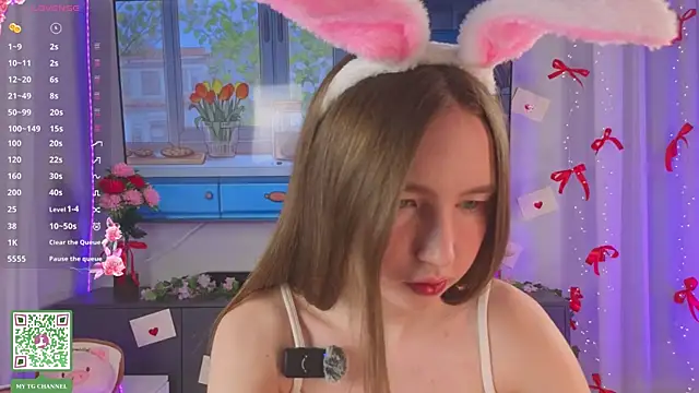 ElfredaTupy online show from 03/22/26, 07:28