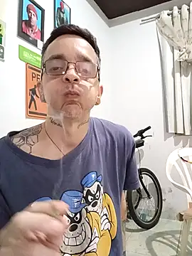 dinho carioca online show from 10/23/25, 07:23