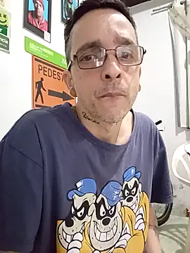 dinho carioca online show from 10/24/25, 04:58