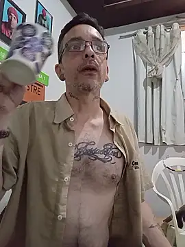 dinho carioca online show from 01/07/26, 01:24