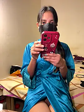 Snapshot of Hoty-Poonam chatting on 10/09/25, 09:46 Hoty-Poonam online show from 10/09/25, 09:46