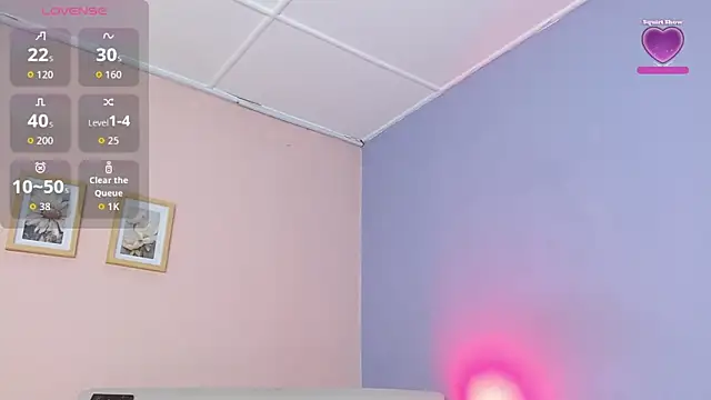 lourdes moon22 online show from 10/06/25, 01:41