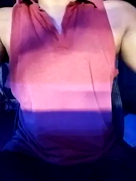 Snapshot of HIIMSINGLEBOY chatting on 10/05/25, 05:17 HIIMSINGLEBOY online show from 10/05/25, 05:17