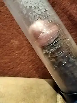 Snapshot of HIIMSINGLEBOY chatting on 10/15/25, 07:14 HIIMSINGLEBOY online show from 10/15/25, 07:14