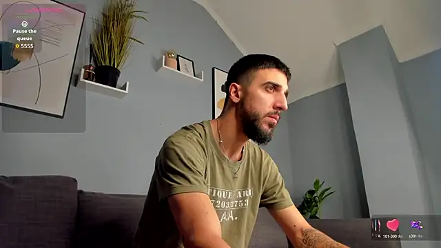 Zeyn Edwards online show from 11/20/25, 06:02