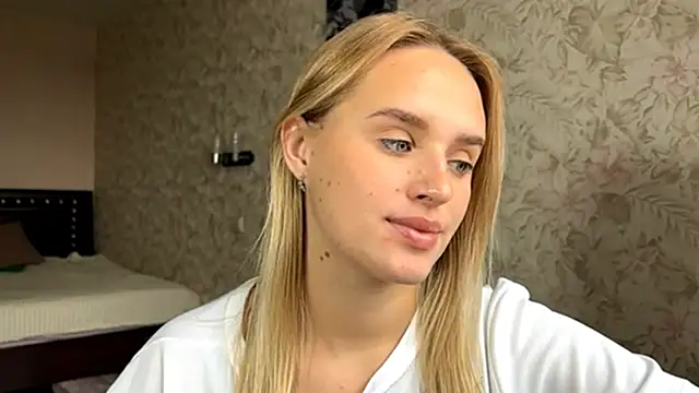 ElisabetLorney online show from 09/27/25, 07:35