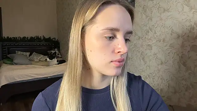 ElisabetLorney online show from 12/18/25, 08:09