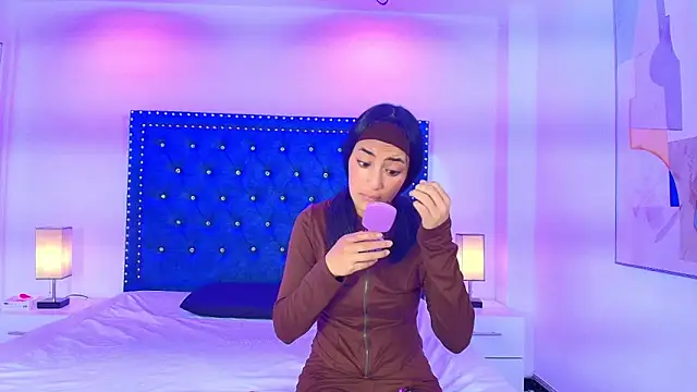 Damian and roxanne online show from 03/09/26, 12:42