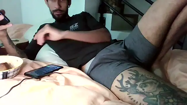 Alejandro92 cali online show from 02/03/26, 02:21