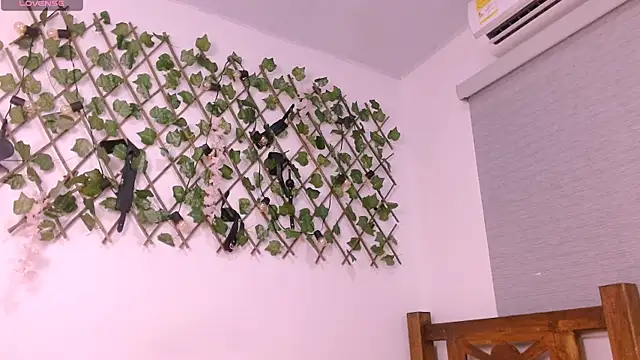 couples-hard-profond online show from 12/17/25, 01:28