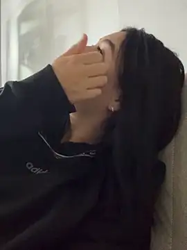 Snapshot of Scarlett_12 chatting on 09/15/25, 11:43 Scarlett 12 online show from 09/15/25, 11:43