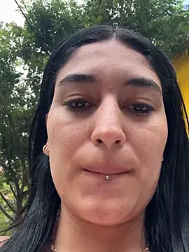 Snapshot of Scarlett_12 chatting on 10/07/25, 11:51 Scarlett 12 online show from 10/07/25, 11:51