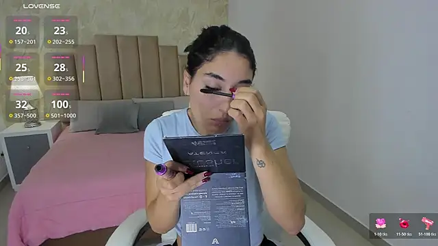 Snapshot of Scarlett_12 chatting on 02/24/26, 11:30 Scarlett 12 online show from 02/24/26, 11:30