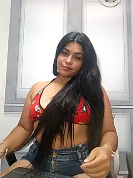 Snapshot of Scarleth_horny chatting on 10/05/25, 10:13 Scarleth horny online show from 10/05/25, 10:13