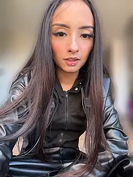antonellariva  online show from 07/27/26, 07:32