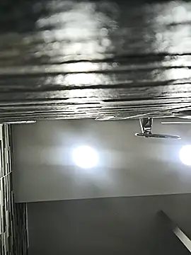 Snapshot of -mrpaul chatting on 10/27/25, 11:20 -mrpaul online show from 10/27/25, 11:20