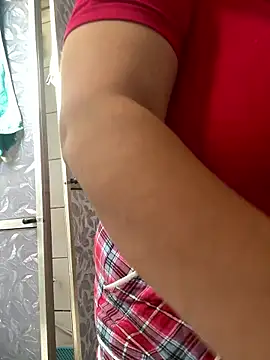 Snapshot of bruna438 chatting on 01/10/26, 01:46 bruna438 online show from 01/10/26, 01:46