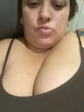 bruna438 online show from 03/20/26, 03:00