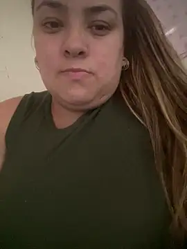 bruna438 online show from 04/15/26, 06:26