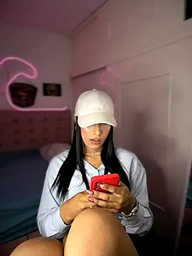  Denisse444 online show from 11/25/25, 09:48