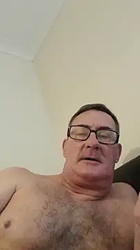 Snapshot of goldenman59 chatting on 10/13/25, 10:48 goldenman59 online show from 10/13/25, 10:48