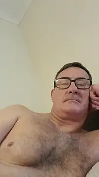 Snapshot of goldenman59 chatting on 10/14/25, 11:00 goldenman59 online show from 10/14/25, 11:00