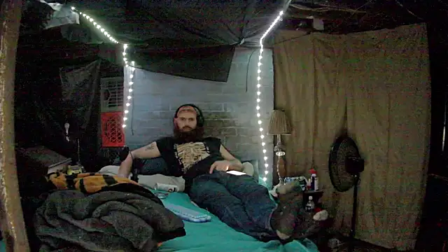 Cowboy815 online show from 11/22/25, 03:05