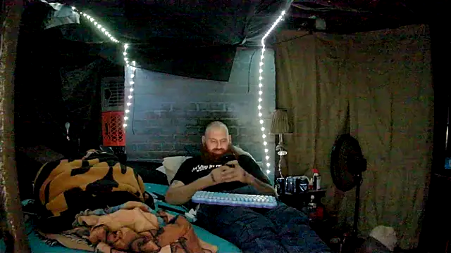 Cowboy815 online show from 11/23/25, 06:24