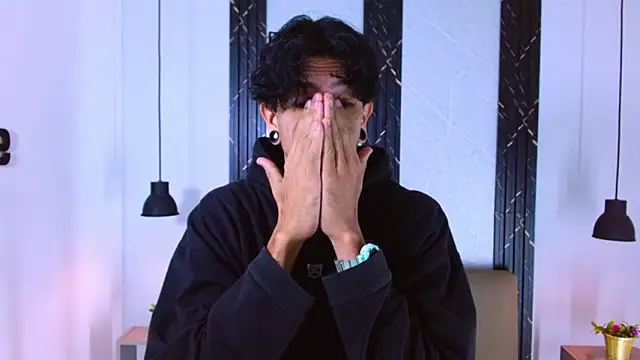 Franvill Trato online show from 09/26/25, 07:18