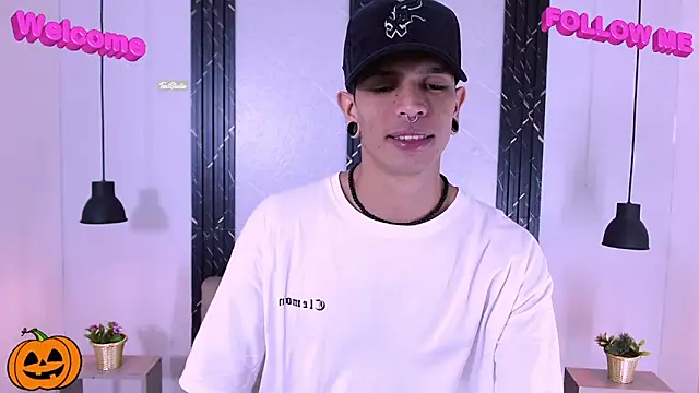 Franvill Trato online show from 10/07/25, 08:06