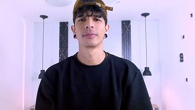 Franvill Trato online show from 11/02/25, 03:58