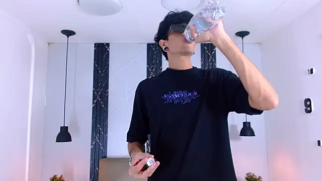 Franvill Trato online show from 11/26/25, 07:26