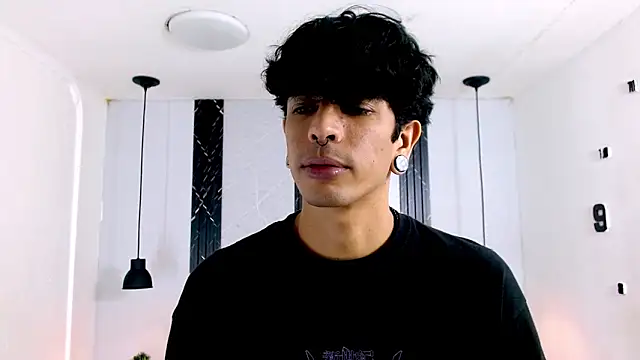 Franvill Trato online show from 12/14/25, 06:45