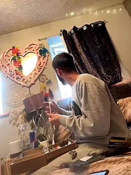 Snapshot of jaycoy22 chatting on 09/10/25, 08:36 jaycoy22 online show from 09/10/25, 08:36