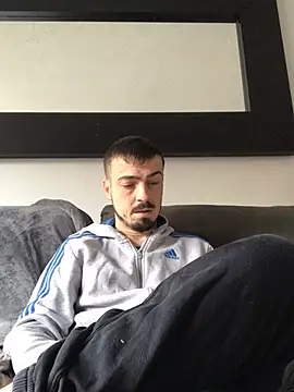 Snapshot of jaycoy22 chatting on 02/09/26, 11:25 jaycoy22 online show from 02/09/26, 11:25