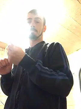 Snapshot of jaycoy22 chatting on 02/20/26, 03:01 jaycoy22 online show from 02/20/26, 03:01