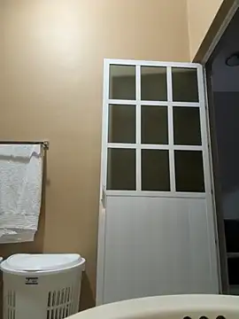 Snapshot of Darg98 chatting on 09/28/25, 10:20 Darg98 online show from 09/28/25, 10:20