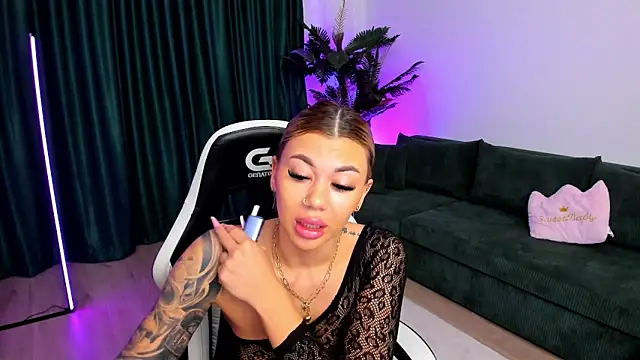 xPuka online show from 02/04/26, 05:30