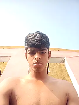 monster 33 online show from 10/27/25, 04:05