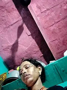 Pooja750 online show from 09/21/25, 08:32